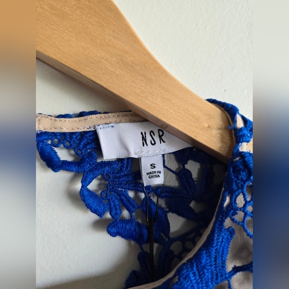 NWT! NSR,  Mia Lace Short Sleeve Open Back Midi Dress, Blue/Nude, Size S - Picture 9 of 11